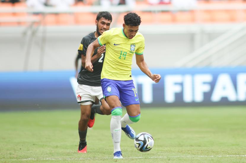Timnas Brasil U-17 berpesta gol ke gawang Kaledonia Baru dengan skor 9-0 pada laga kedua Grup C Piala Dunia U-17 Indonesia 2023 di Jakarta International Stadium (JIS), Jakarta, Selasa (14/11/2023). 
