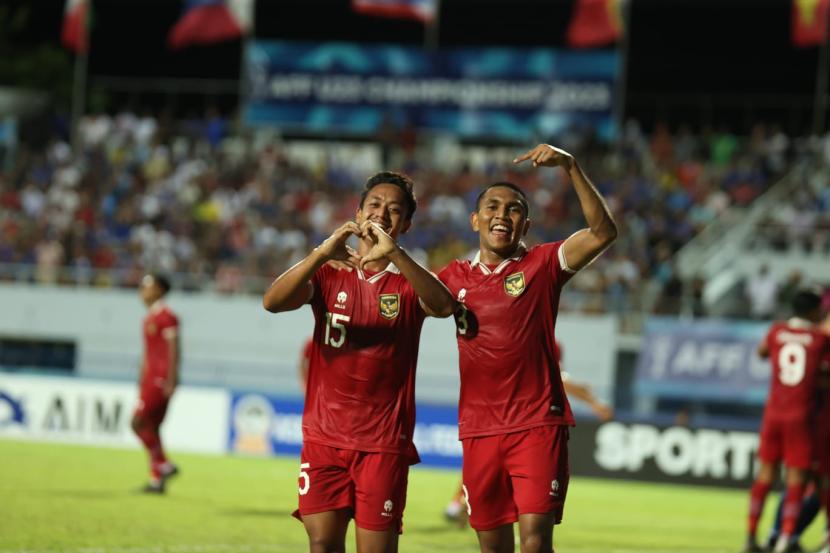 Timnas Indonesia U-23 maju ke final setelah menang atas Thailand U-23 di babak semifinal Piala AFF U-23 2023. Laga tersebut digelar di Rayong Provincial Stadium, Kamis (24/8/2023) malam WIB. 