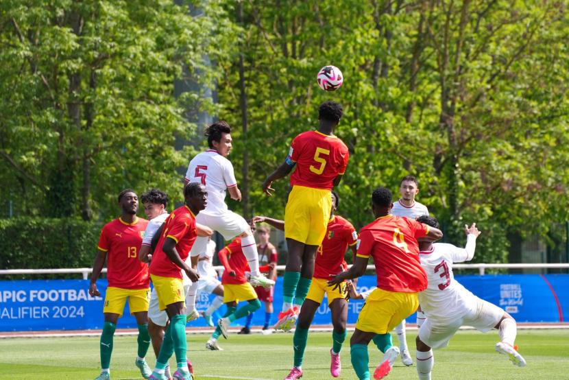 Timnas U-23 Indonesia akhirnya dipastikan gagal tampil di Olimpiade 2024 Paris Perancis. Setelah dalam laga penentuan yang berlangsung Kamis (9/5/2024) malam ini di Paris Perancis kalah 0-1 dari Guinea.