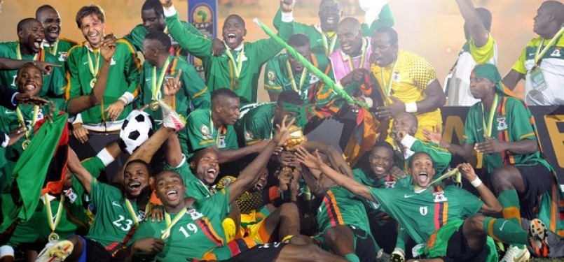 timnas zambia meluapkan kegembiraan setelah juarai piala afrika 2012