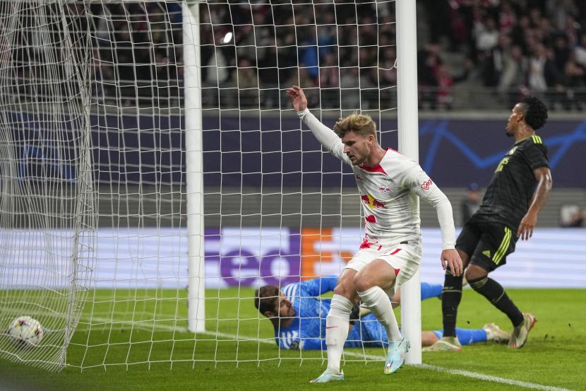 Timo Werner dari Leipzig mencetak gol ketiga timnya selama pertandingan sepak bola grup F Liga Champions antara RB Leipzig dan Real Madrid di RB Arena di Leipzig, Jerman, Selasa, 25 Oktober 2022. Werner mengalami hari-hari suram saat di Chelsea. 