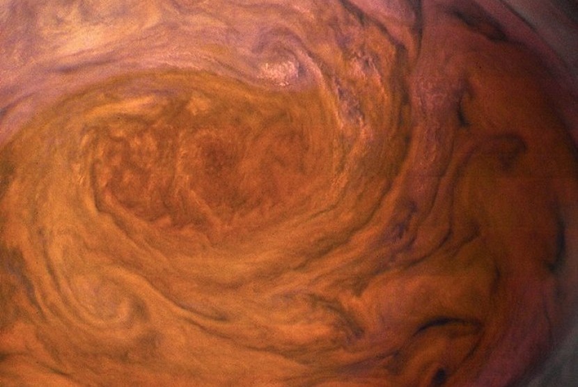 Titik Merah di Jupiter.