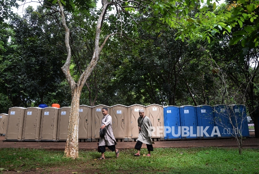 Dinas Lingkungan Hidup (DLH) Kota Surabaya menargetkan 1.000 jamban yang selesai dibangun dalam kurun waktu satu bulan di sejumlah titik di Kota Pahlawan, Jawa Timur.