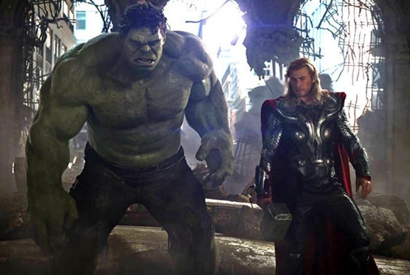 Tokoh karakter Hulk dan Thor