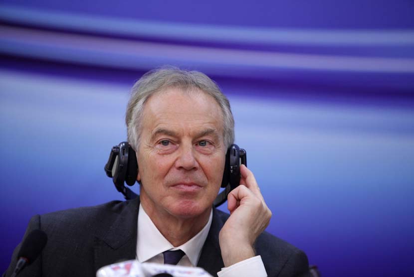 Mantan perdana menteri Inggris Tony Blair. Pemerintah Inggris memberi gelar kebangsawanan pada ilmuwan, politisi, hingga aktor. Ilustrasi.