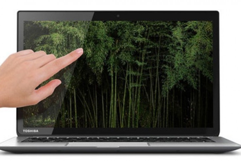 Toshiba KIRAbook diklaim akan menjadi pesaing MacBook Pro Retina Display meski kerapatan resolusinya 221 piksel per inci. 