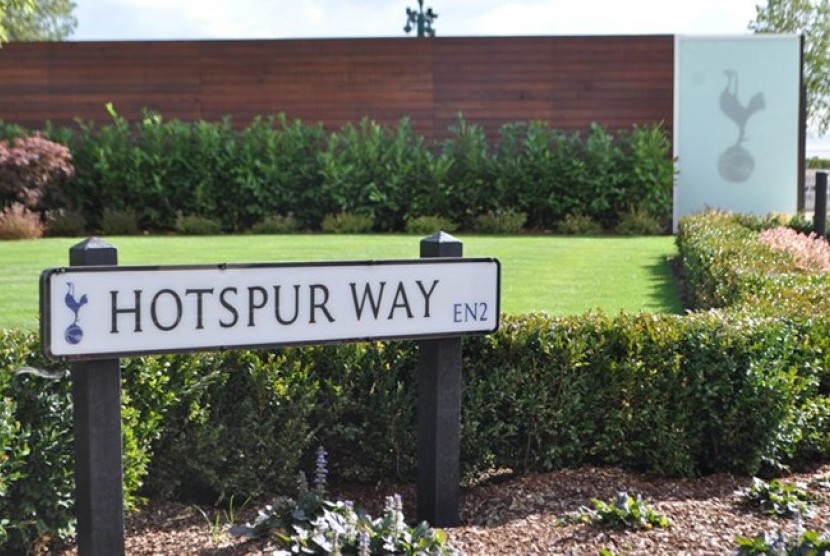 Tottenham Hotspur Training Centre di Hotspur Way, Enfield, London Utara, Inggris. 