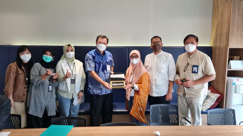 Toyota Astra Financial Services (TAF) Syariah menandatangani Perjanjian Line Facility dengan Bank Syariah Indonesia (BSI) di kantor pusat TAF, Kamis (1/9/2022). Perjanjian kerja sama ini bertujuan untuk suntikan modal kerja unit usaha TAF Syariah senilai Rp 750 miliar.