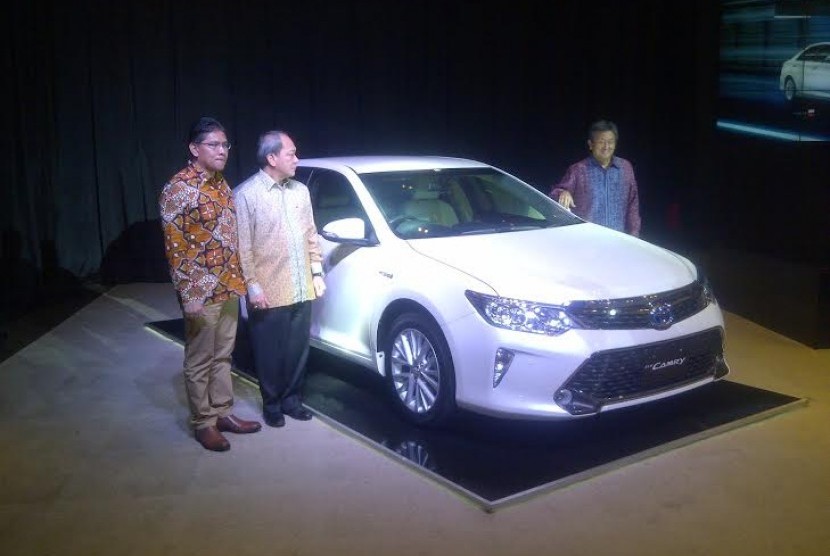 Toyota Astra Motor meluncurkan New Camry