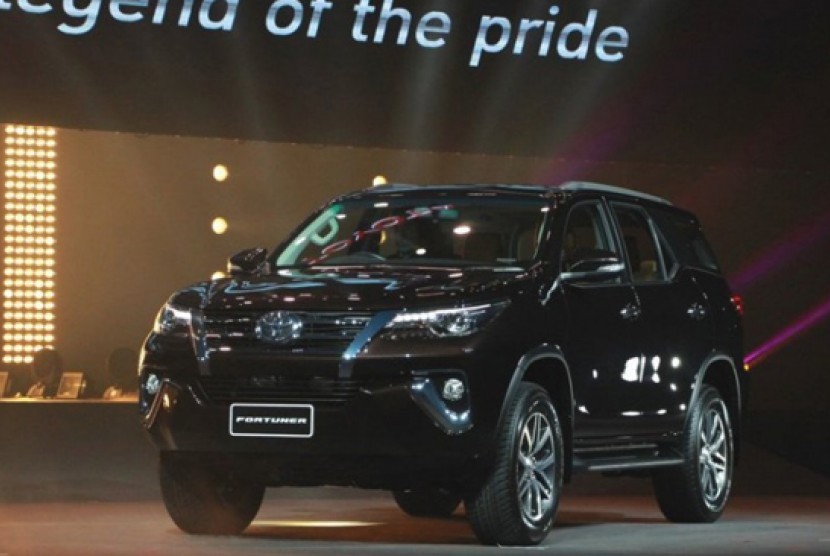 Toyota Fortuner Terbaru.