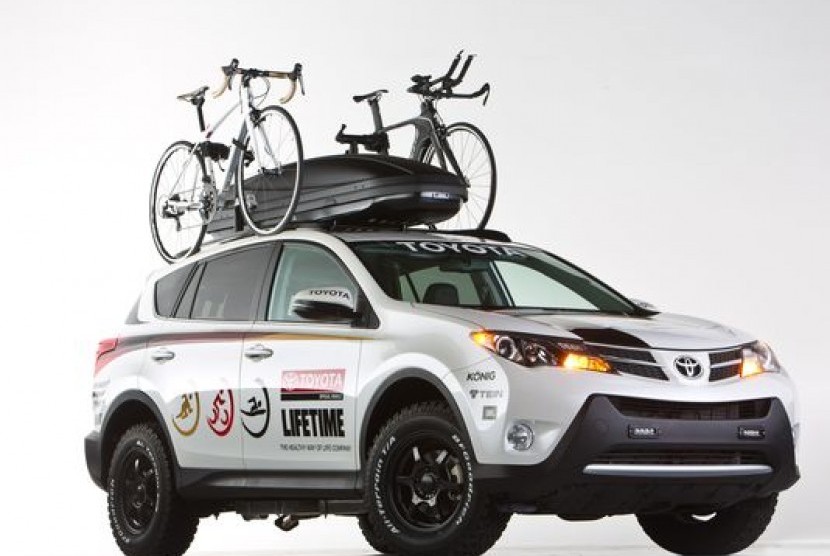 Toyota LifeTime Fitness RAV4