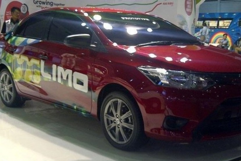 Toyota Limo CNG