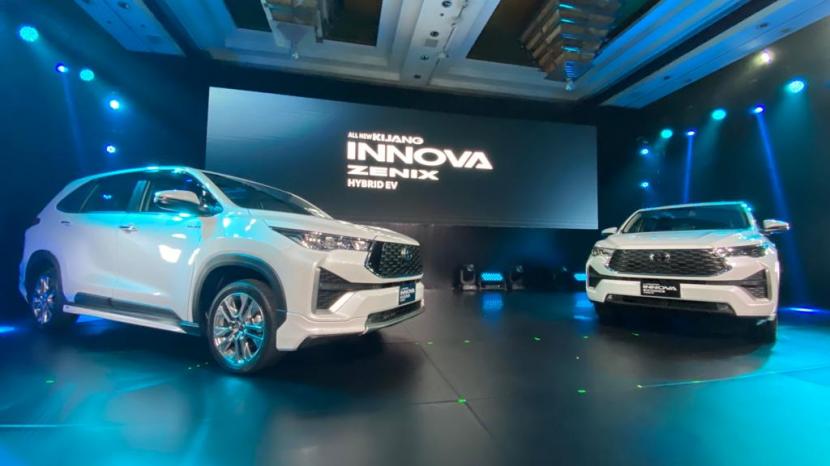 Toyota menambah jajaran kendaraan hybrid dengan meluncurkan All New Innova Zenix. Foto ilustrasi.
