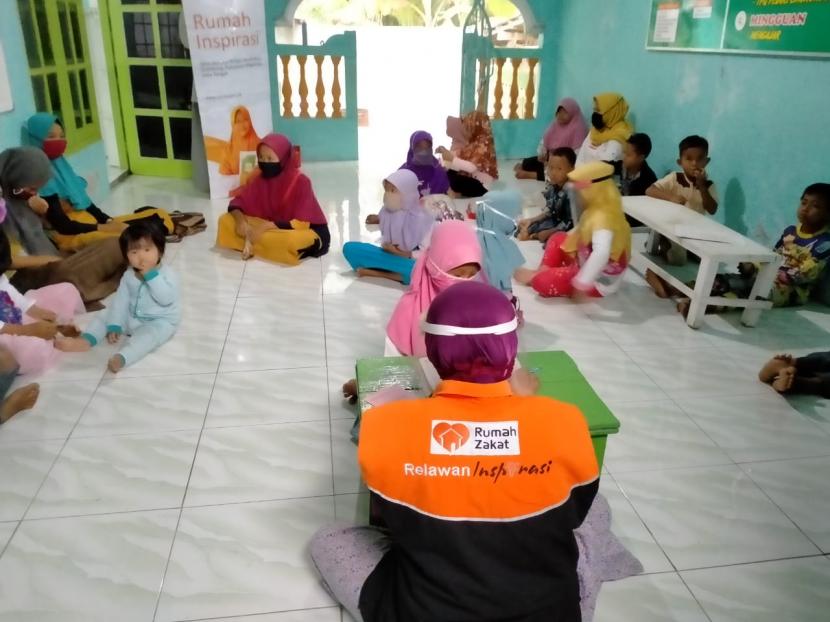 TPQ Rumah Quran di Desa Berdaya Bringin kembali dibuka dengan menerakan protokol kesehatan. 