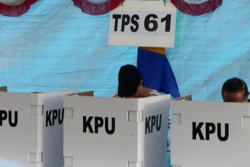 TPS (Ilustrasi). KPU Kota Depok mengakui ada belasan TPS yang terdampak pembangunan Tol Cijago.
