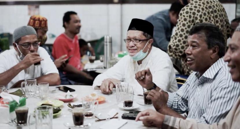 Tradisi minum kopi usai shalat subuh di Aceh