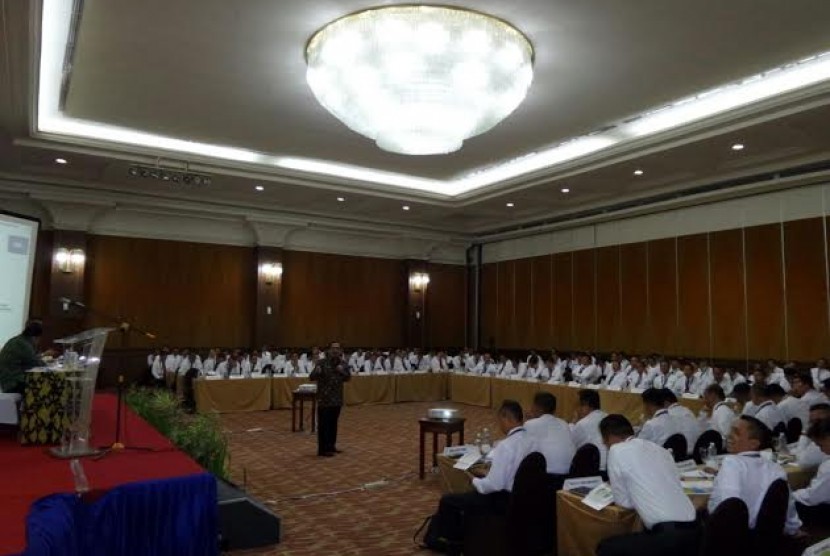Training of trainer yang diikuti oleh jajaran anggota TNI dan Polri di Bandung.