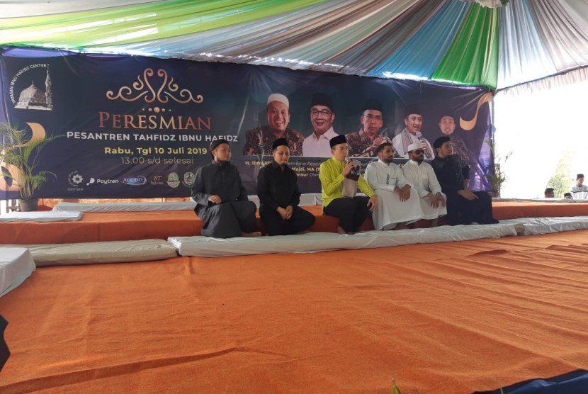 Tuan Guru Bajang (TGB) saat menghadiri peresmian Pesantren Tahfidz Ibnu Hafidz, di Kampung Sarmaja, Desa Rancadaka, Kecamatan Pusakanagara, Subang, Rabu (10/7).