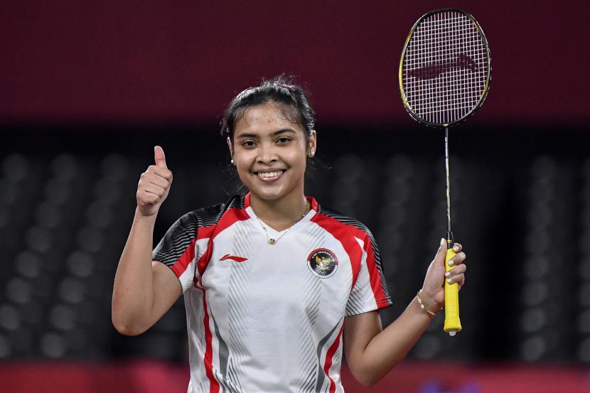 Tunggal putri Indonesia Gregoria Mariska Tunjung mengacungkan jempol. Gregoria menjadi andalan Indonesia di Kejuaraan Bulu Tangkis Beregu Asia (BATC) 2022.