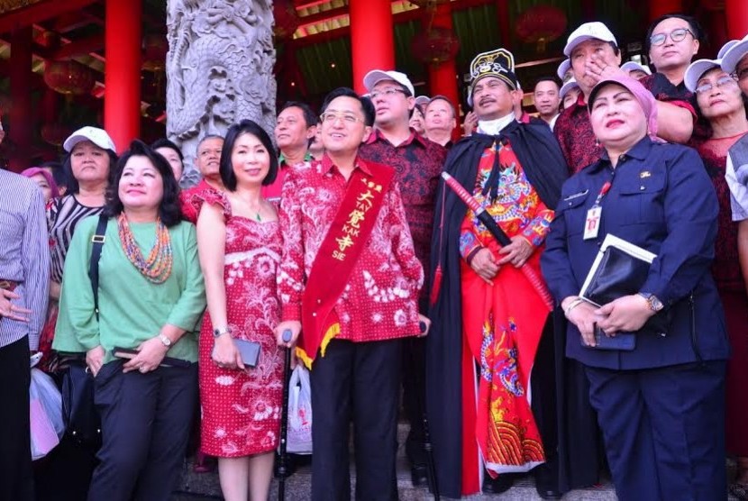 Tourists from South China and Fujian followed Admiral Cheng Ho's trail in Semarang, Central Java.