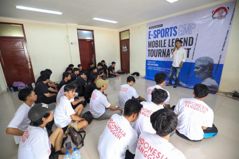 Turnamen Mobile Legends di Kedai Ropispang Sekawan, Jalan Lapangan Serbaguna, Kelurahan Margahayu, Kecamatan Bekasi Timur, Kota Bekasi, Jawa Barat. 