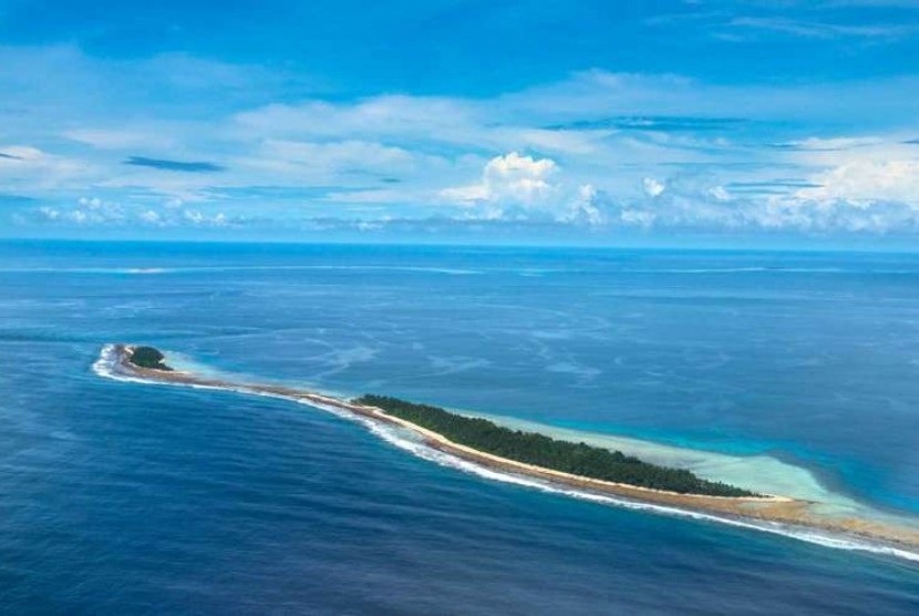 PBB menganggap kemungkinan besar Tuvalu akan menjadi negara pertama yang tenggelam akibat perubahan iklim.