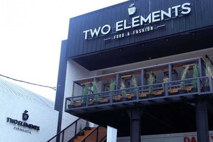 Two Elements Cafe