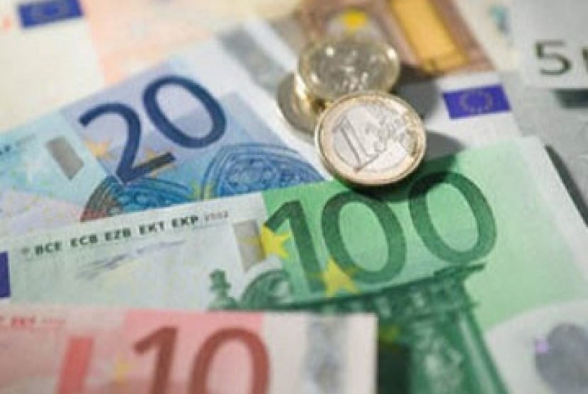 uang Euro (ilustrasi). Dolar AS mengalami penguatan di tengah pelemahan euro dalam empat pekan terakhir.