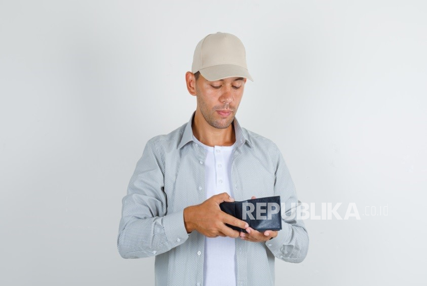 UBSI Kampus Bekasi hadir dengan komitmen memberikan pendidikan tinggi yang serius dan berkualitas tanpa harus membebani finansial mahasiswa.