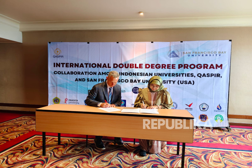 UBSI menghadiri forum strategis yang digelar oleh San Francisco Bay University (SFBU) bekerja sama dengan Qaspir, bertempat di Artotel Senayan, Jakarta.