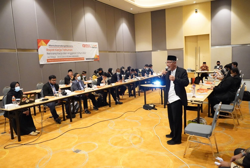 UCare Indonesia menyelenggarakan kegiatan Rapat Kerja Tahunan Rencana Kerja dan Anggaran Tahunan (RKAT) 2022 dengan tema Membangun Kebersamaan dalam Mewujudkan Masyarakat Sehat, Cerdas dan Mandiri yang diselenggarakan pada Rabu (22/12).