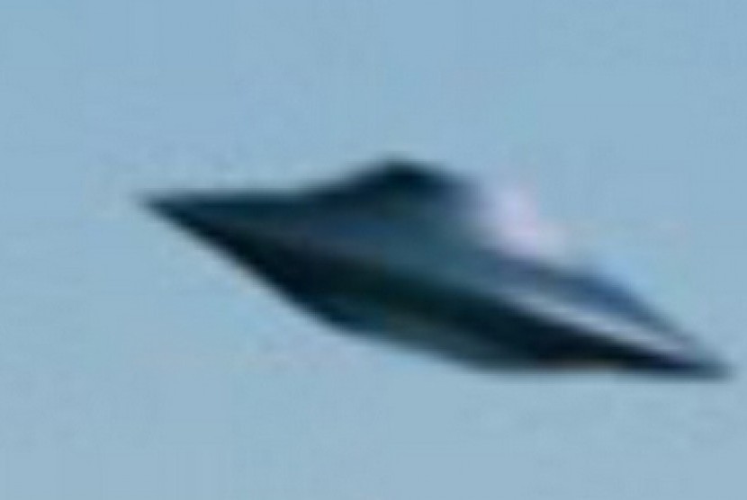 Penampakan UFO terbaru dilaporkan dilihat oleh seorang warga Stockport, Inggris/. Ilustrasi.