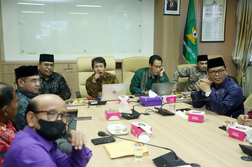 UIN Ar-Raniry menggelar FGD Akselerasi Jabatan Fungsional Dosen di Banda Aceh, Sabtu (25/6).