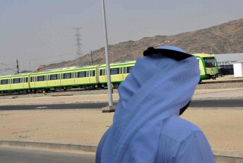 Uji coba Mecca Light Rail (MLR) sebagai persiapan untuk musim haji.