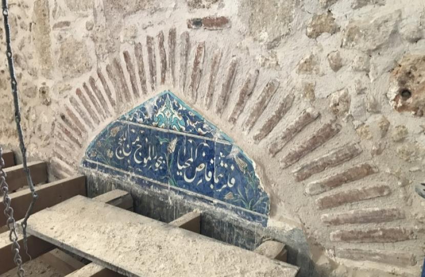 Ukiran Emas Baru Ditemukan di Masjid Antalya