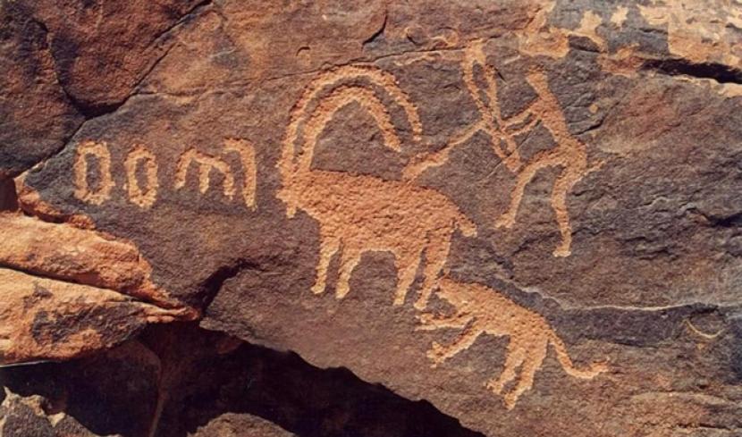 Ekspresi Cinta dan Kebahagiaan Diukir di Prasasti Arab Kuno. Ukiran hewan berusia ratusan tahun di situs batu Arab Saudi.