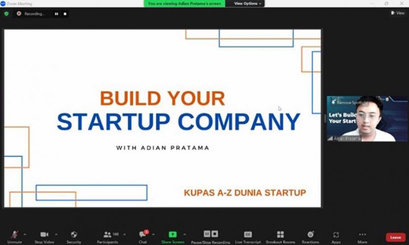 UKM Kewirausahaan berkolaborasi dengan UKM Coding sukses mengadakan webinar yang berjudul How to Build Your Start Up. 