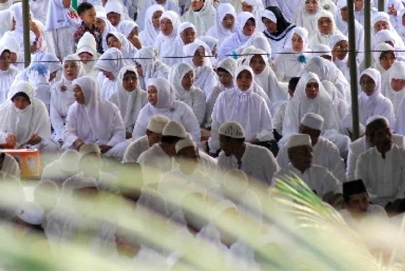 Umat Islam di Aceh.