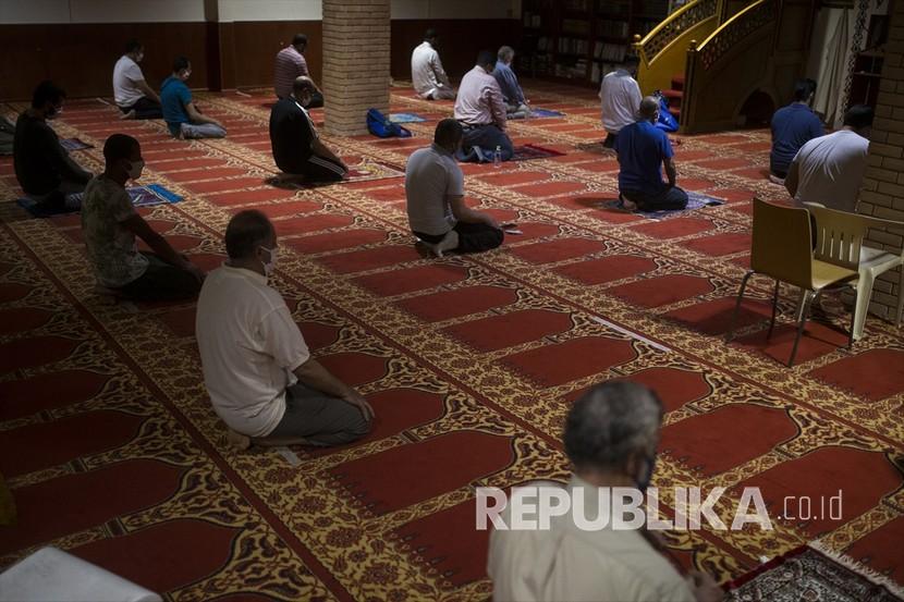 Pemerintah Provinsi Kepri memperbolehkan masjid di daerah setempat melaksanakan shalat tarawih pada bulan suci Ramadhan 1442 Hijriah (ilustrasi).