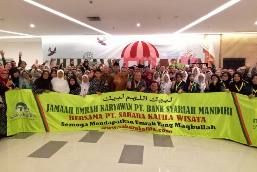 Umrah bersama Bank Syariah Mandiri. 