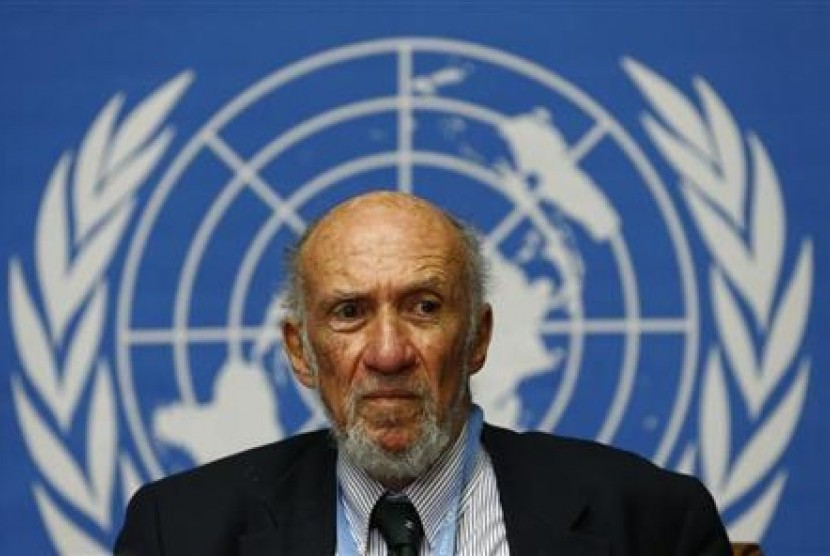 UN Special Rapporteur on occupied Palestine, Professor Richard Falk, addresses a news conference in Geneva on Friday.