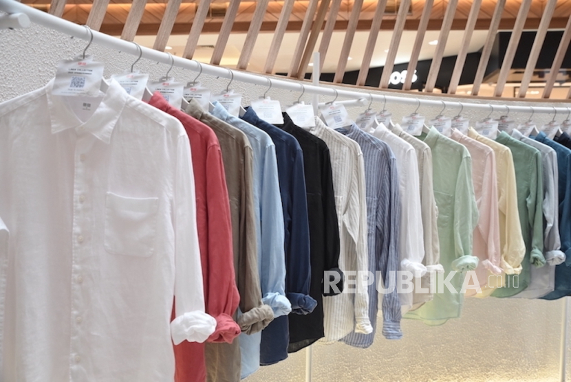 Uniqlo baru saja meluncurkan koleksi linen Spring/Summer 2025.