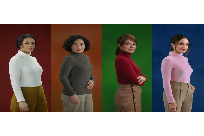 Uniqlo menghadirkan koleksi 'turtleneck' sebagai kampanye untuk perempuan.
