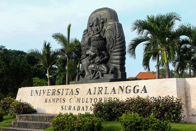 Universitas Airlangga (Unair) Surabaya.