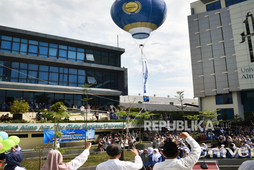 Universitas Alma Ata (UAA) Yogyakarta. 