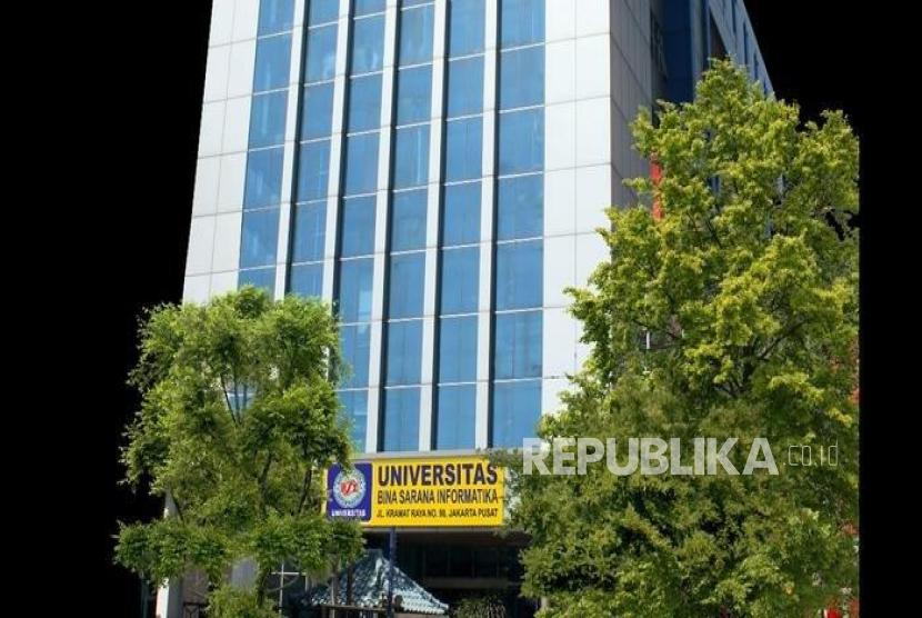 Universitas Bina Sarana Informatika (UBSI) resmi menerapkan teknologi kecerdasan buatan (AI) untuk mempercepat dan meningkatkan kualitas proses review usulan penelitian dosen.