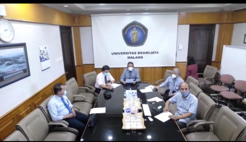 Universitas Brawijaya (UB) mengadakan konferensi pers tentang perubahan status kampus menjadi PTN Berbadan Hukum, Rabu (27/10). 