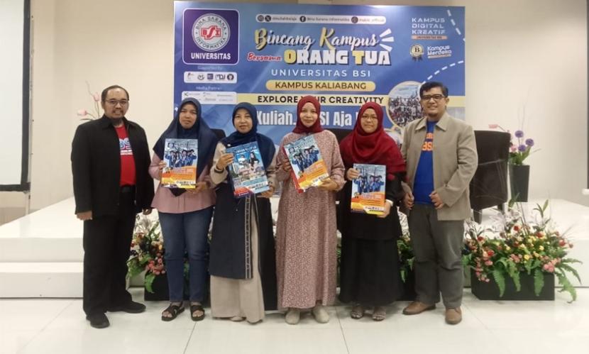 Universitas BSI (Bina Sarana Informatika) Kampus Kaliabang siap menggelar acara tahunan Bincang Kampus Bersama Orang Tua (BKOT) pada Sabtu, 14 September 2024, di Jayawijaya Ballroom, Wisma BSI.