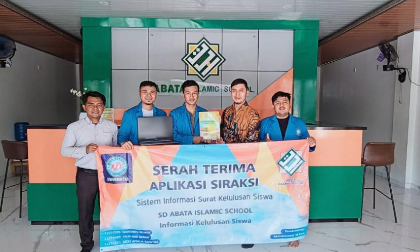 Universitas BSI (Bina Sarana Informatika) kampus Karawang resmi menyerahkan aplikasi inovatif untuk Sekolah Dasar Islam Terpadu (SD IT) Abata.