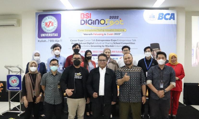 Universitas BSI (Bina Sarana Informatika) kampus Sukabumi sukses menggelar rangkaian kegiatan BSI DigonoFest 2022 dengan mengusung tema 